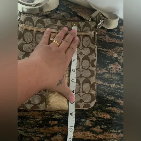 Coach messenger bag. Used. Condition 10:10 - Picture 12 of 12